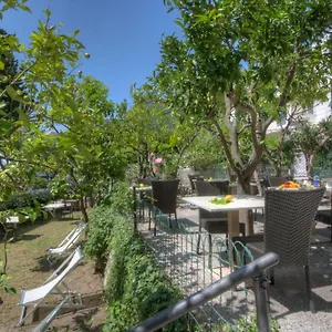 Gasthof Rione San Carlo, Finale Ligure
